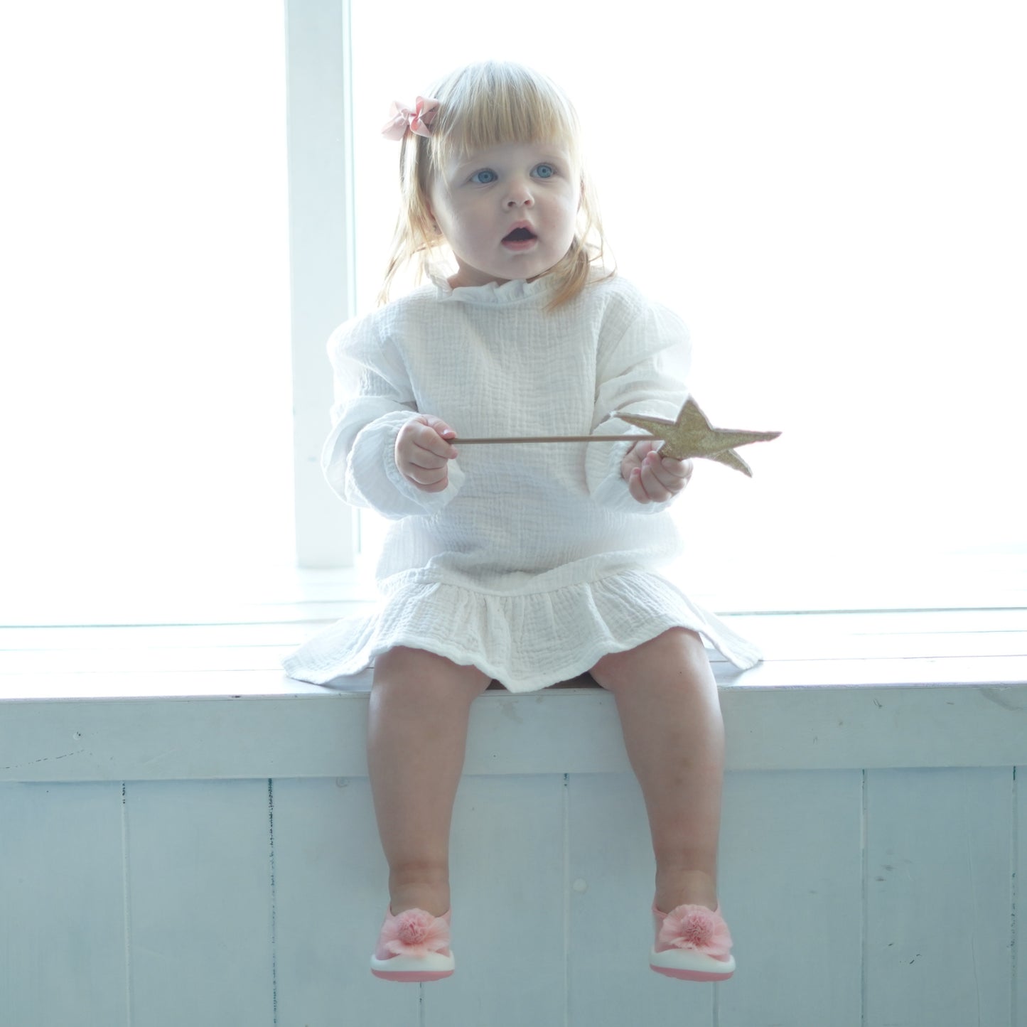 Komuello - Baby Sock Shoes (Pompom Flower Pink)