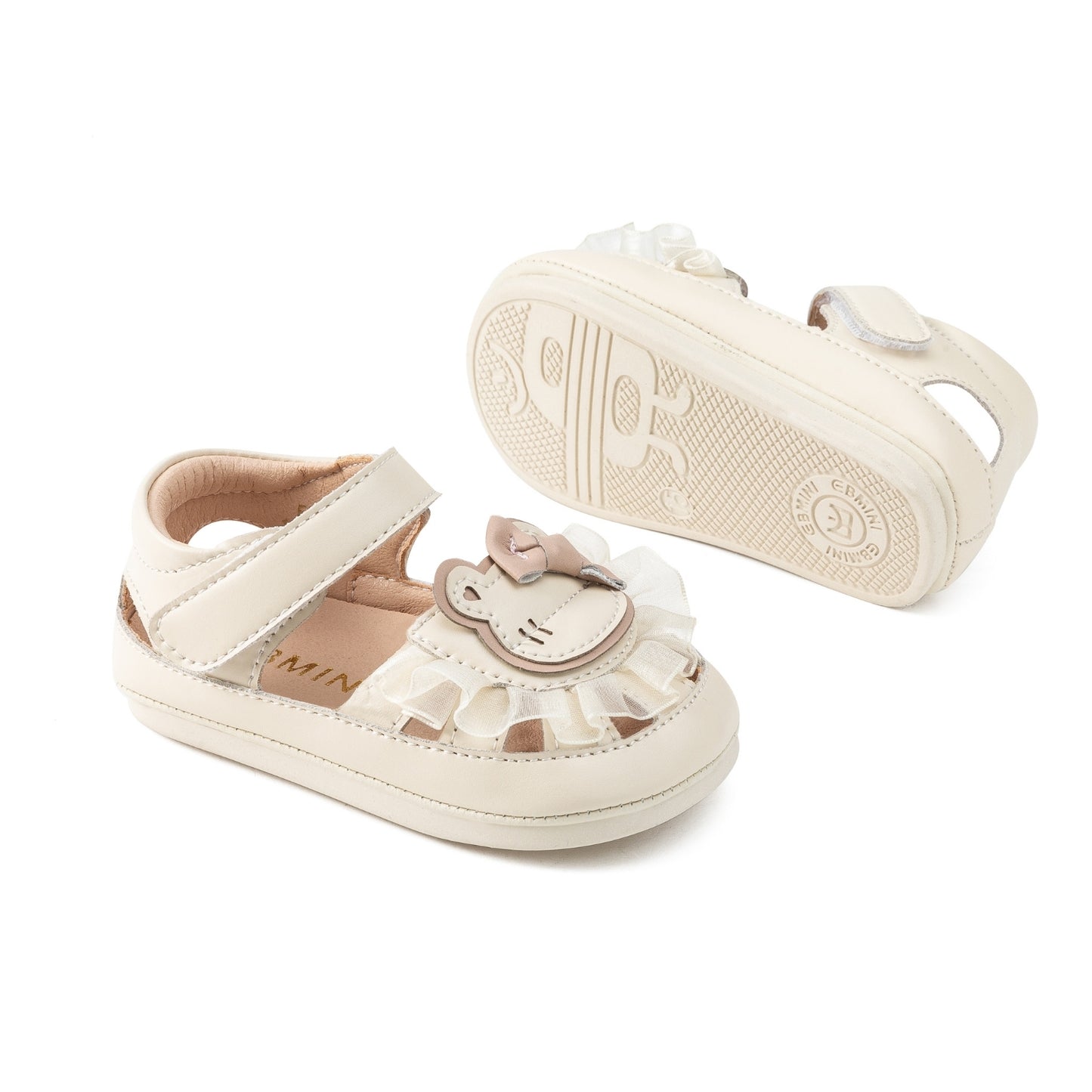 E25B100 Teddy Lace-Up Sandals (Cream)