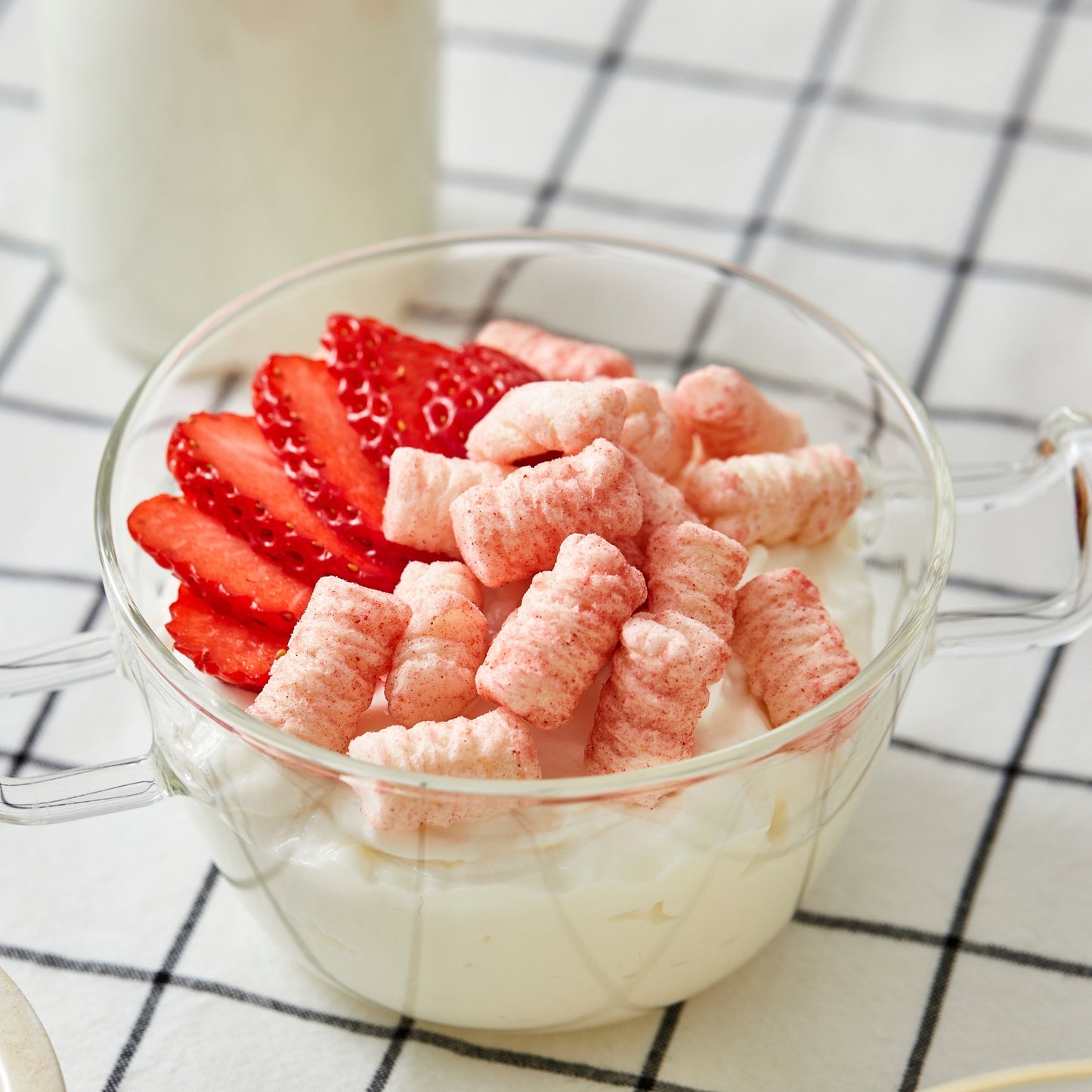 Alvins - Toddler Rice Pang (Strawberry) 25g