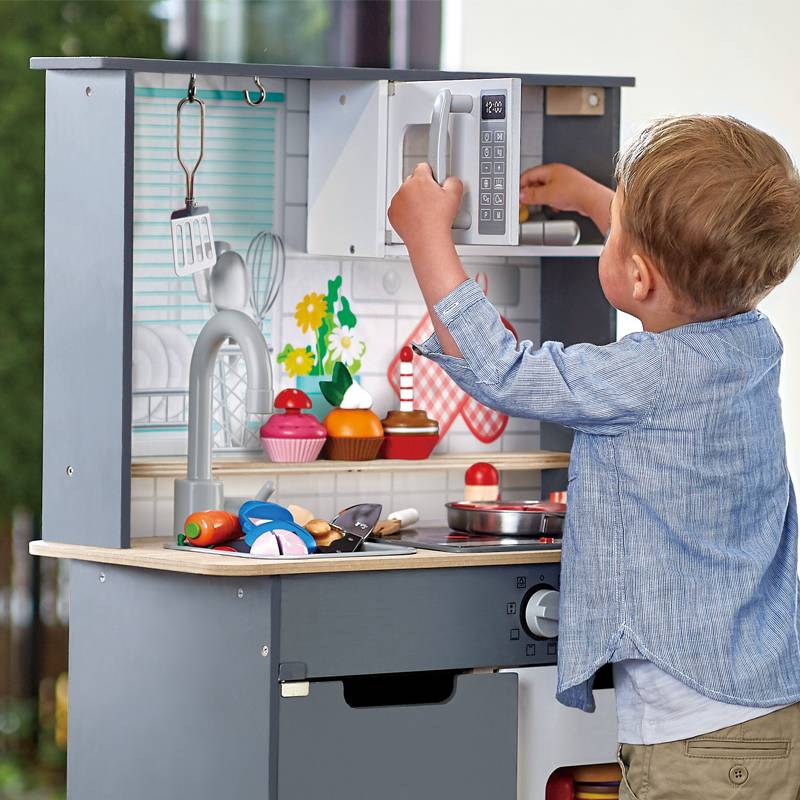 Hape - Kitchen With Light and Sound