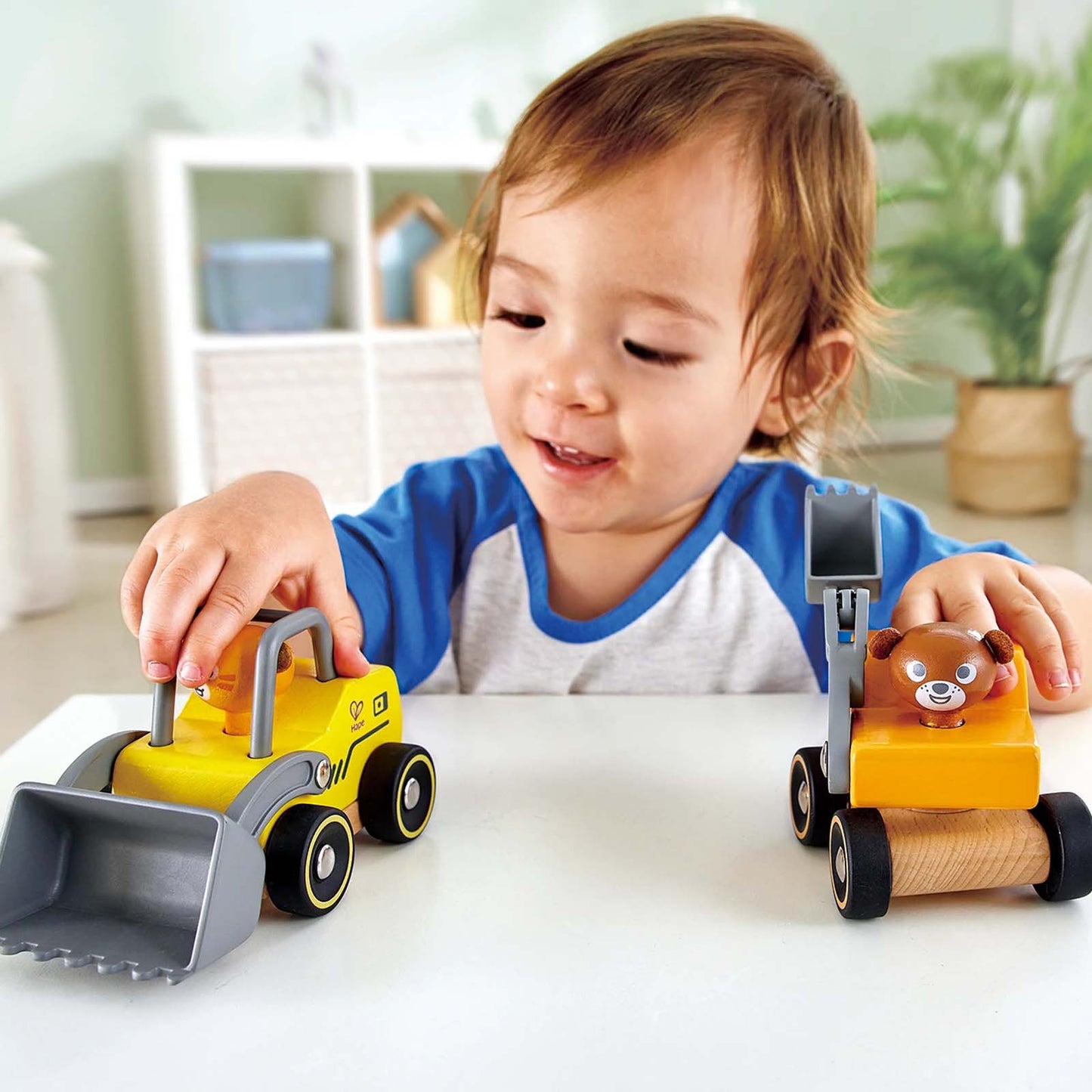 Hape - Wild Riders Vehicle Set (Blue Sport Car)