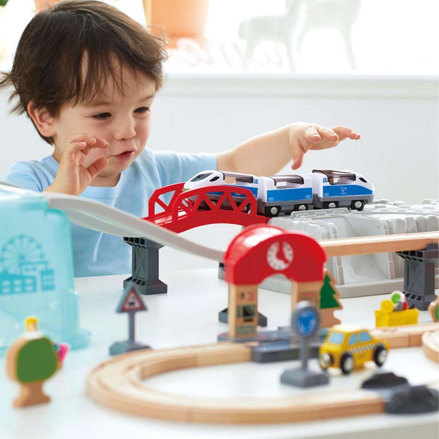 Hape - City Train Bucket Set