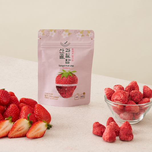 Ecomommeal - Freeze-Dried Fruit Chip (Korean Strawberry) 7g