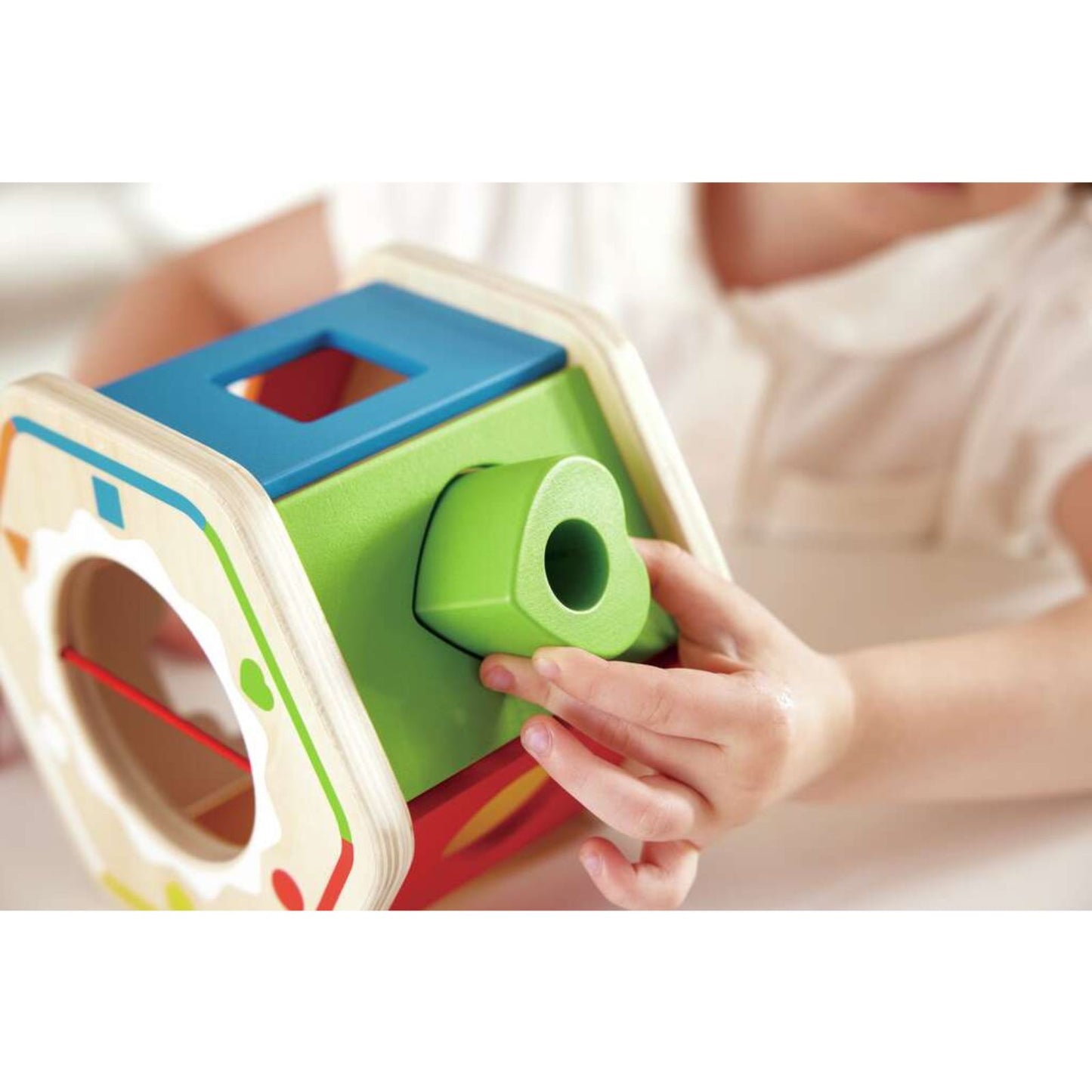 Hape - Wonder Shape Sorter